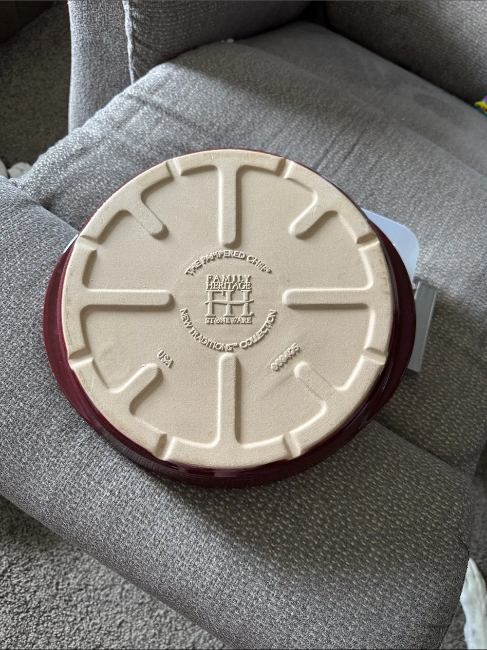 The Pampered Chef Round Ceramic Baker in Burgundy and Cream